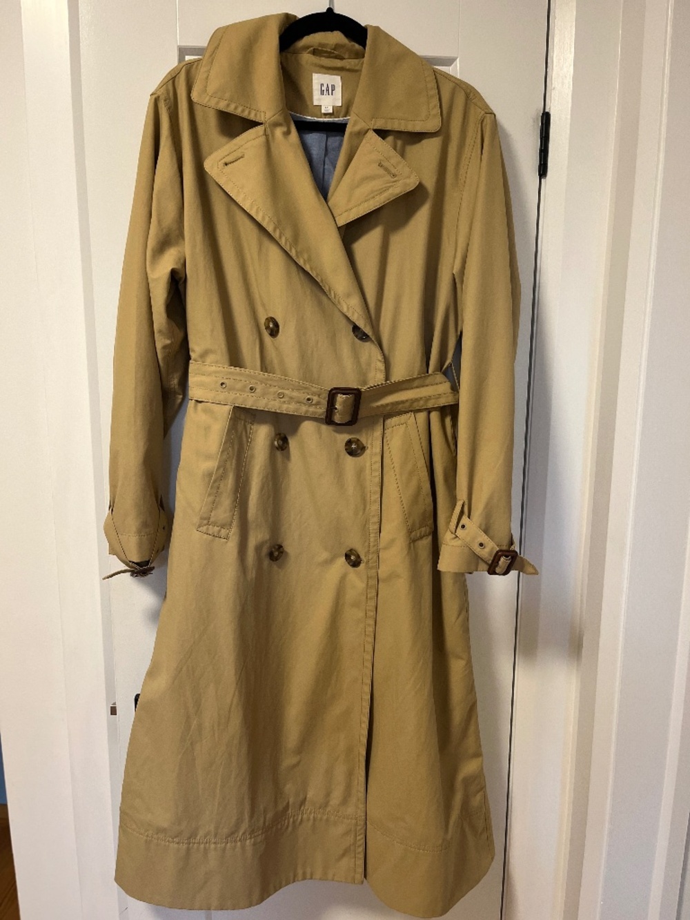 GAP Classic Double-Breasted Trench Coat - Tan/Beige (oversized Small but fits mo